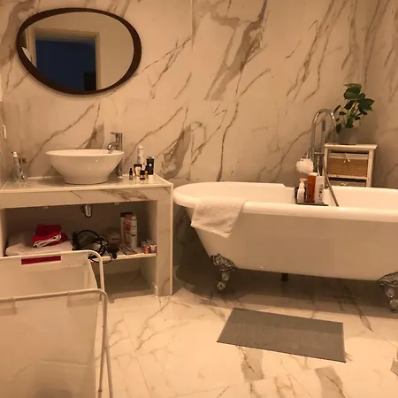 Paisible De Campagne Avec Piscine Vakantiehuis *