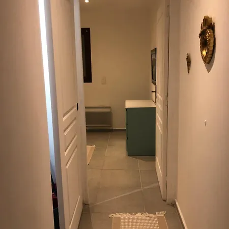 Paisible De Campagne Avec Piscine