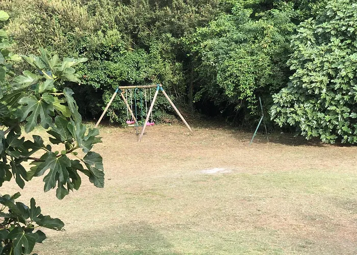 Paisible De Campagne Avec Piscine *